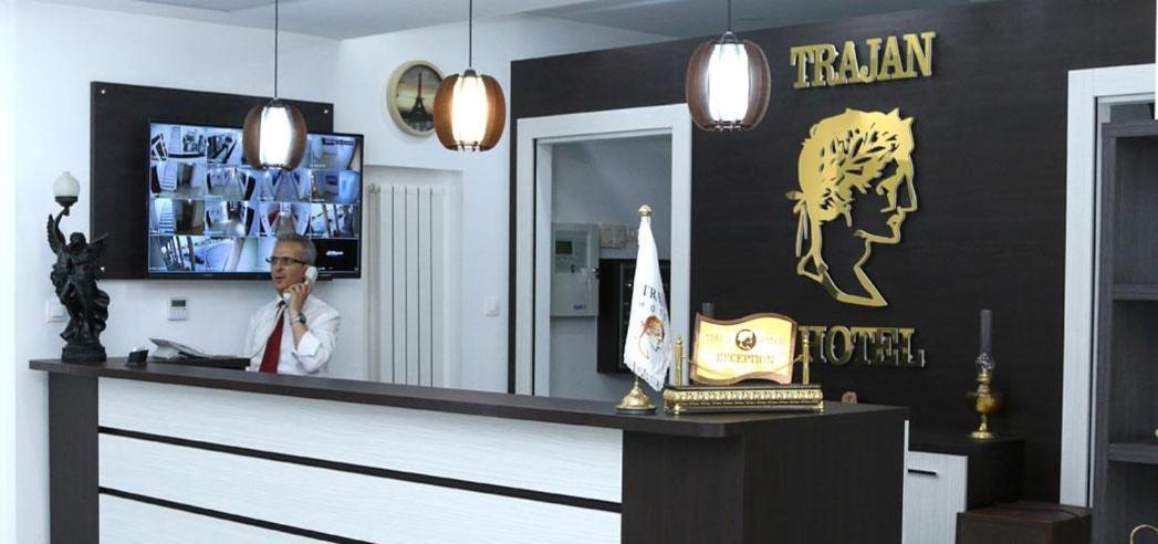 Trajan Hotel Timgad Exterior foto