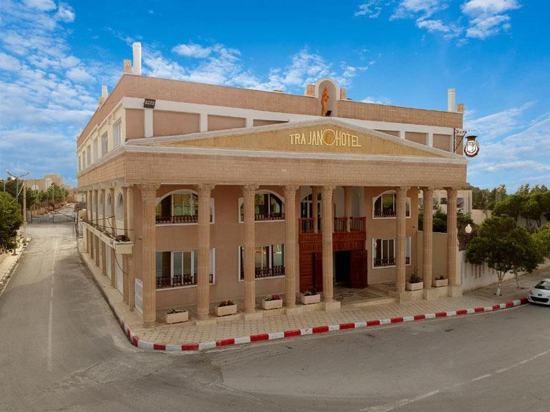 Trajan Hotel Timgad Exterior foto